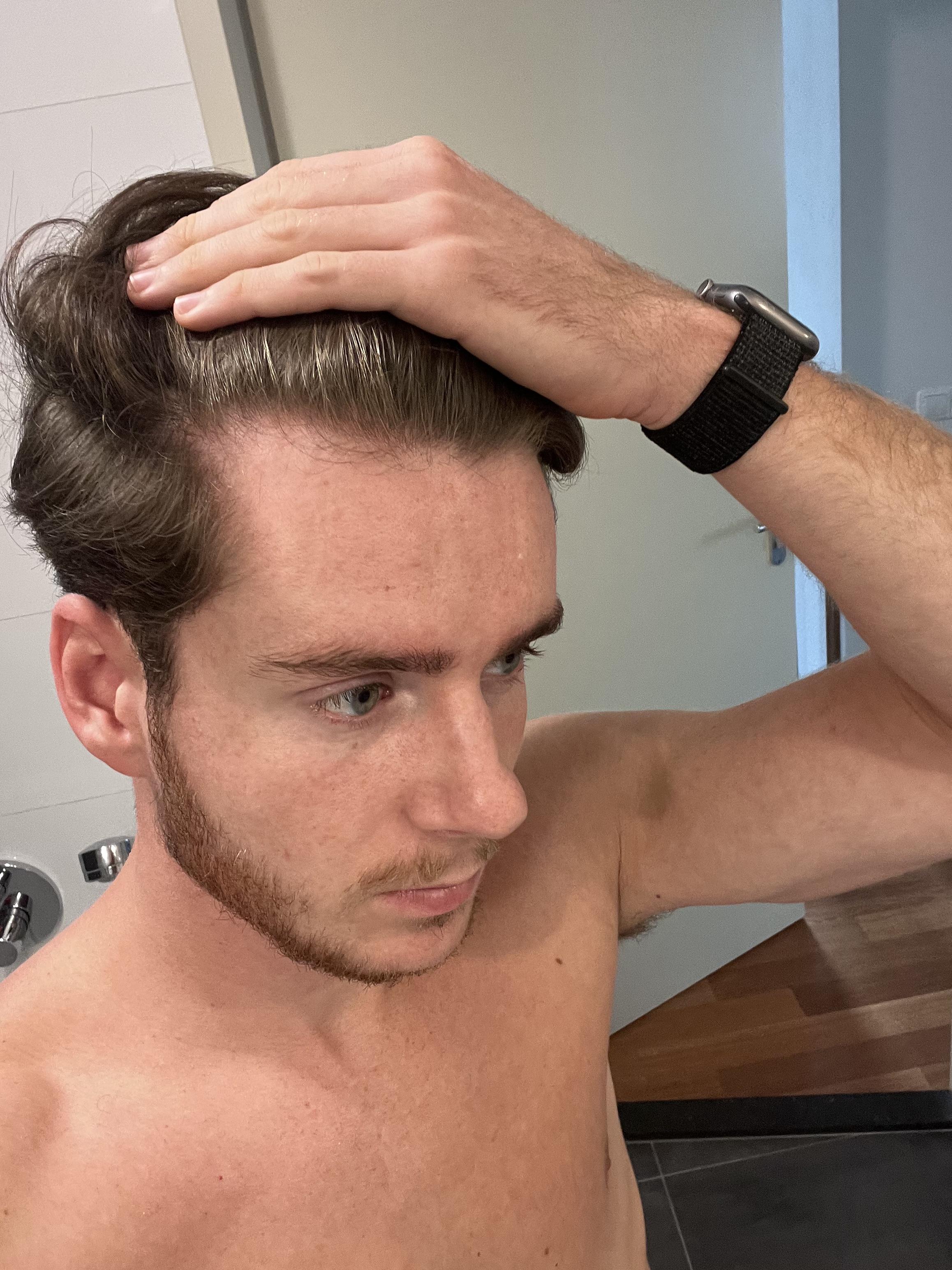 <strong>David, 34</strong>